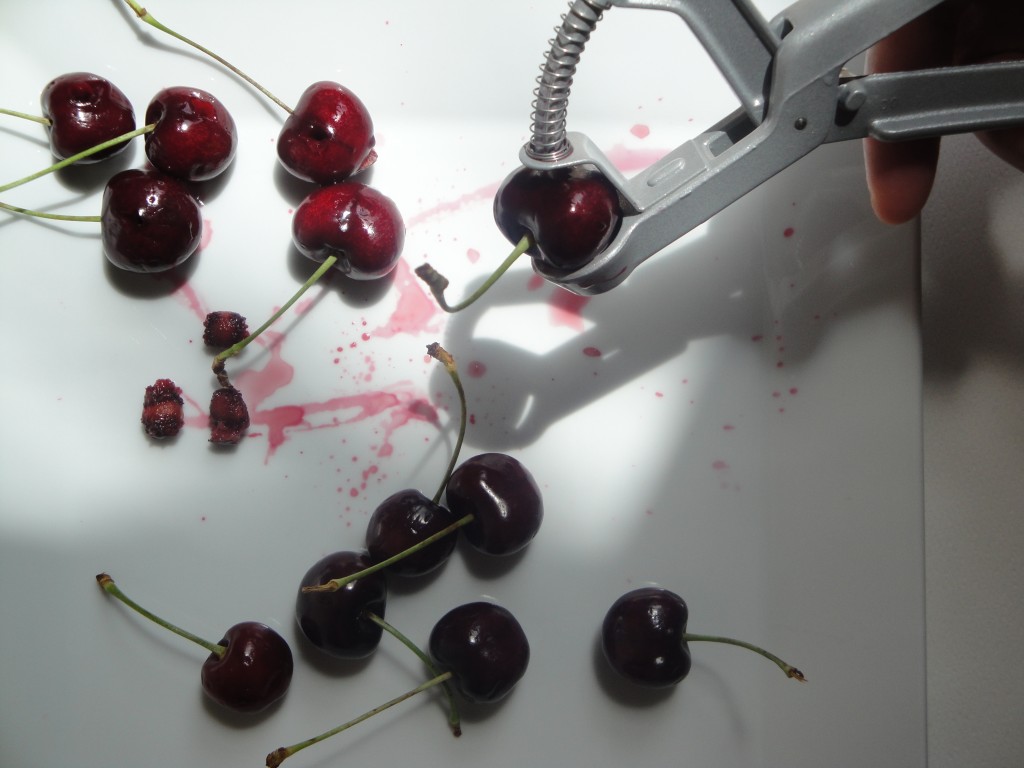 Pitting cherries
